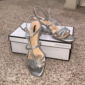 Alex Marie Lady Grey heels
